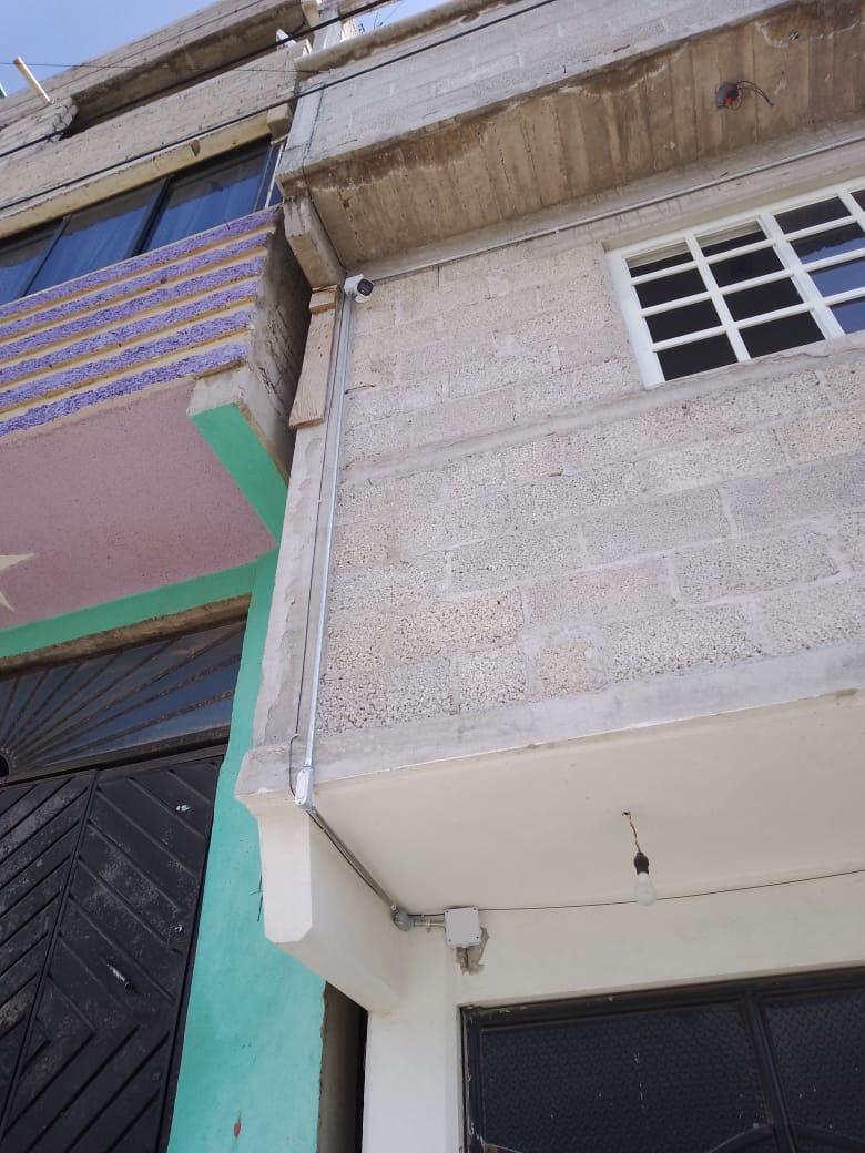 Vista de cámara de seguridad en casa