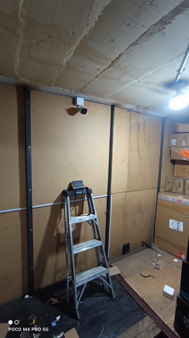 Vista de la bodega protegida con cámaras de seguridad