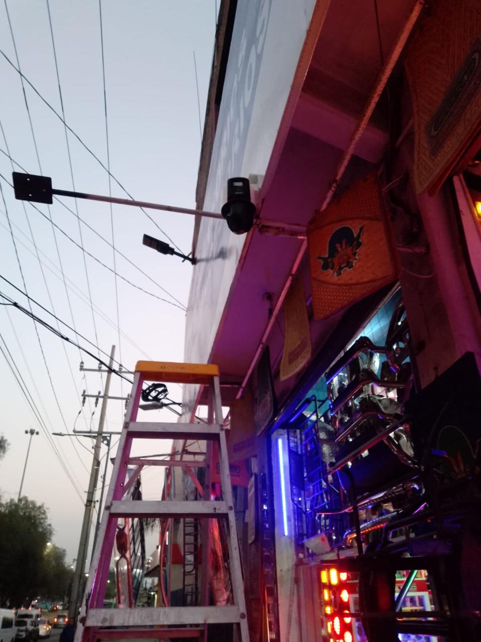 Instalación profesional de cámara exterior
