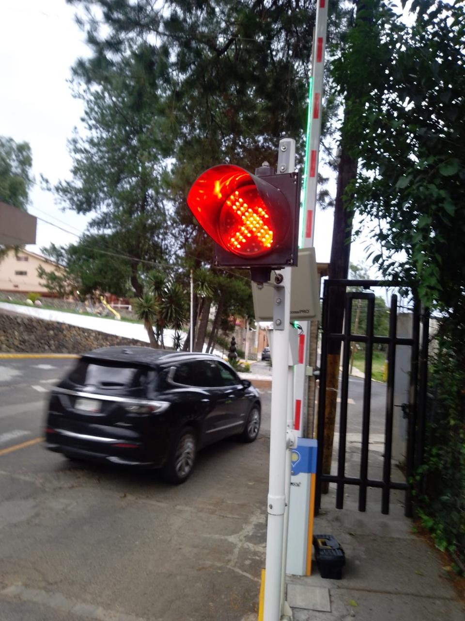 Sistema de semáforo para planificar accesos