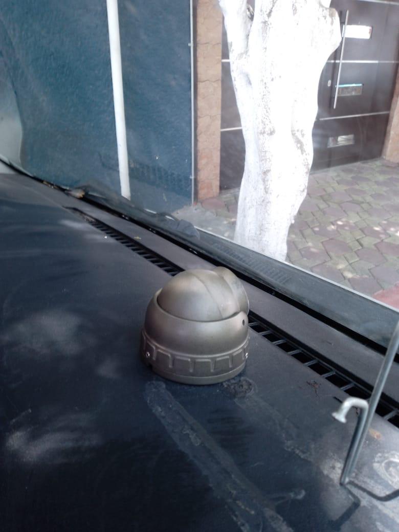 Detalle de cámara reforzada resistente a golpes